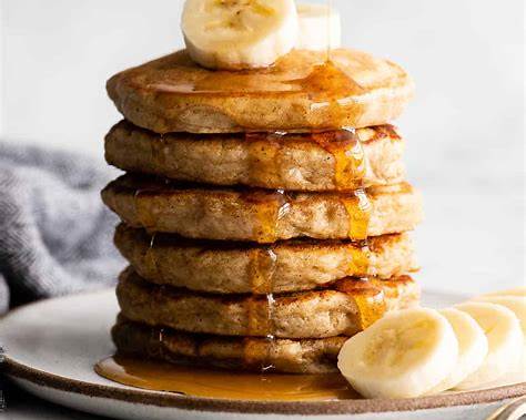 Fluffy Banana Pancakes (Soft, Golden & Breakfast Perfection)